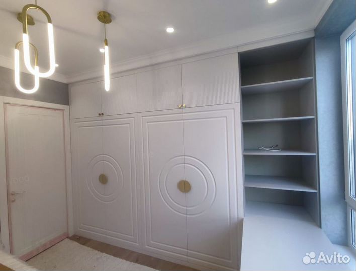 Шкаф в прихожую