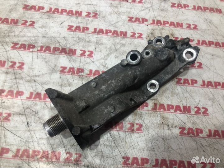 Крепление масляного фильтра Mitsubishi Challenger