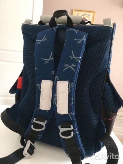 Школьный ранец фирмы Хатбер