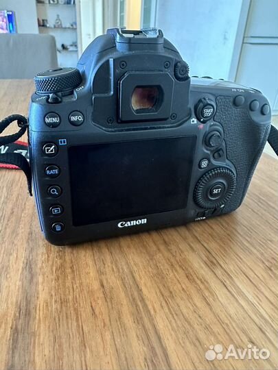 Зеркальный фотоаппарат canon mark 4