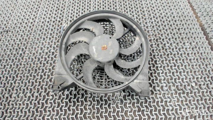 Вентилятор радиатора Nissan Titan, 2005