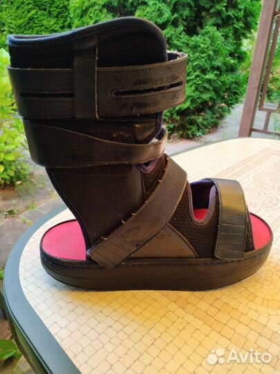 Тутор на голеностопный сустав