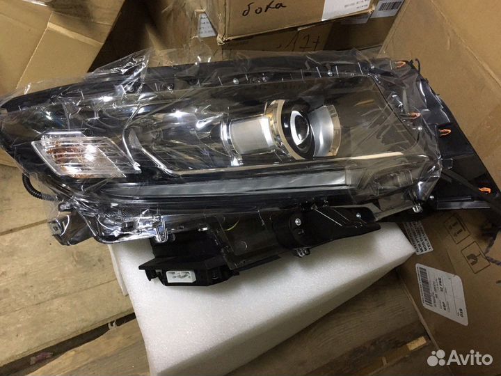 Prado 150 2017+ Штатная оптика Фары E4SA2