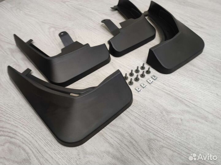 Брызговики комплект для Audi Q5 2020+ (новые)