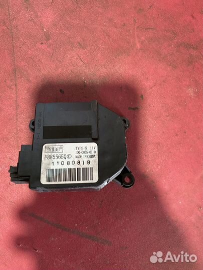 Моторчик заслонки отопителя Nissan Tiida