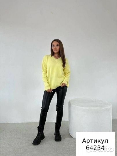 Свитшот свитер