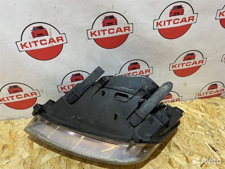 Фара правая Ford Focus C-Max