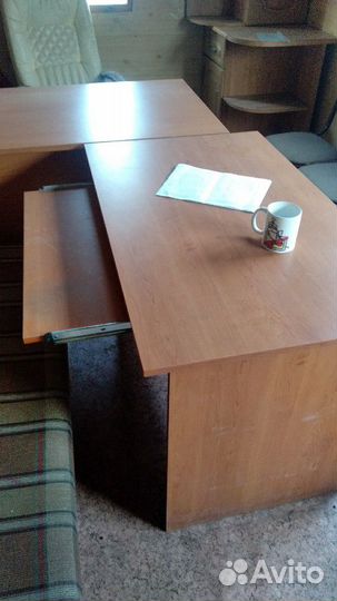 Стол офисный