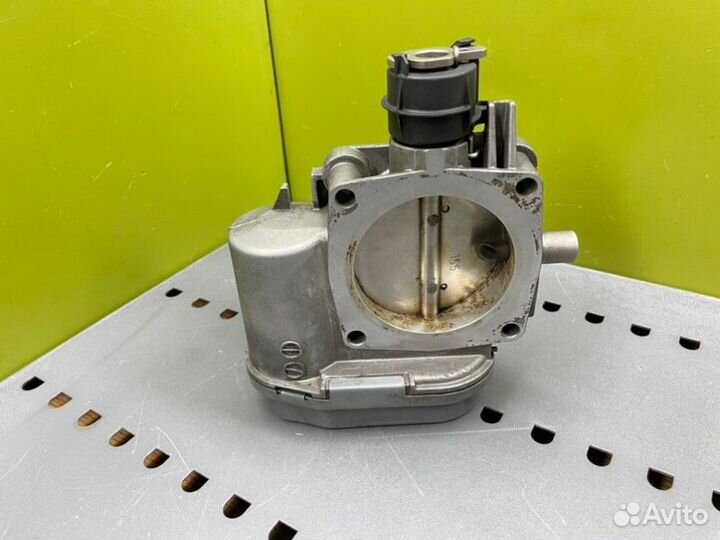 Дроссельная заслонка Mercedes-Benz E-Class W210