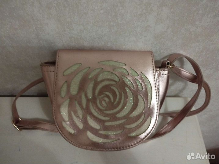 Коллекция сумочек для маленьких модниц