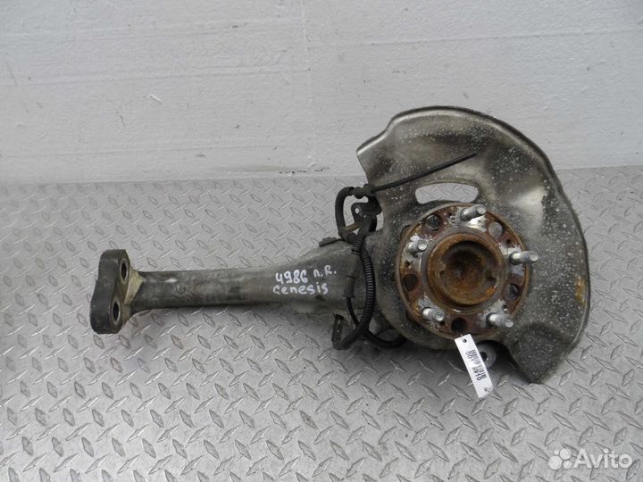 Кулак поворотный правый Hyundai Genesis 1 BH
