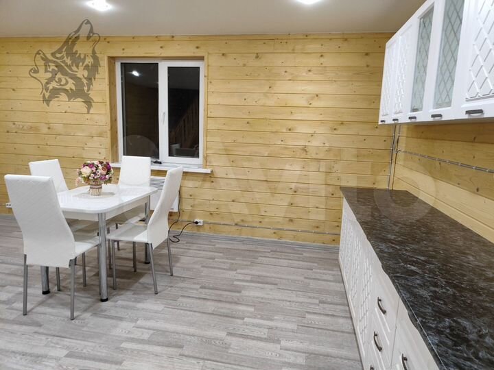 Дом 80 м² на участке 4 сот.