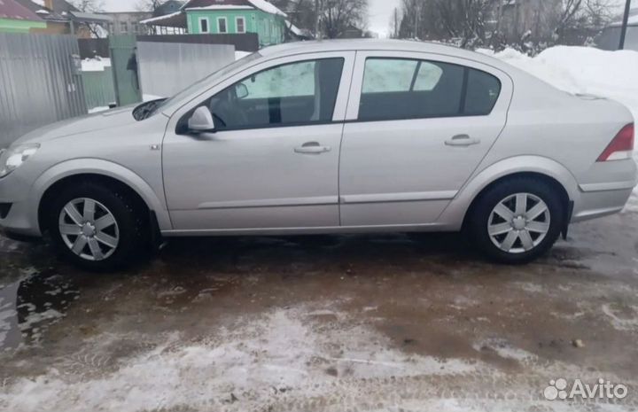 Opel Astra 1.6 МТ, 2009, 160 000 км