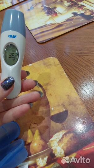 Инфракрасный термометр электронный