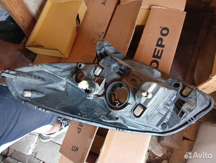 Блок фар на Renault sandero