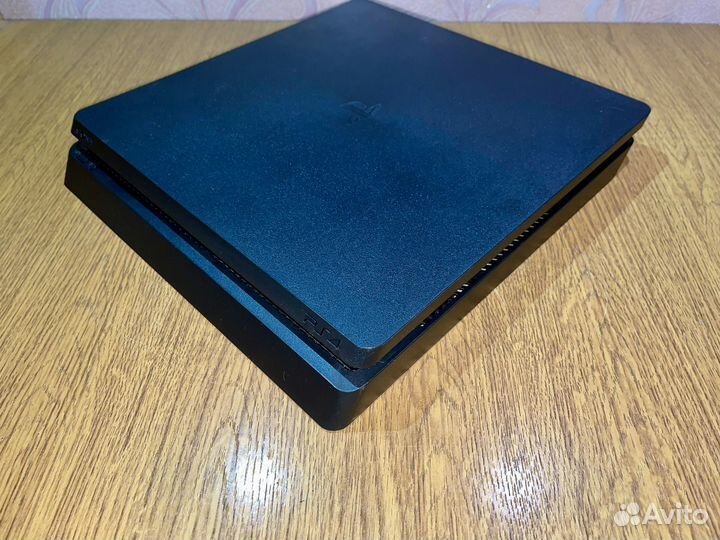 PlayStation 4 Slim/Fat