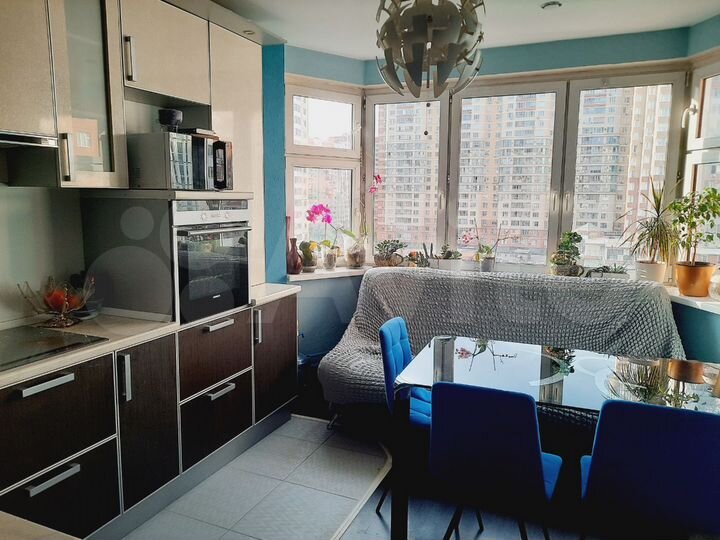 3-к. квартира, 78 м², 7/17 эт.