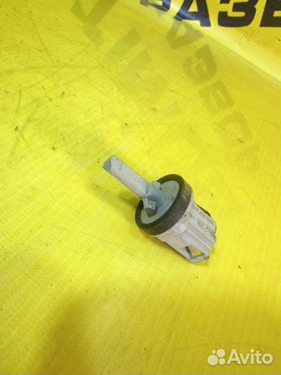 Датчик температуры воздуха Volkswagen Jetta 6