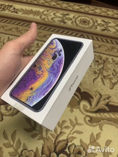 iPhone Xs, 64 ГБ