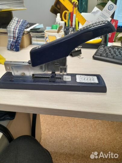 Степлер для бумаги, на 100 листов