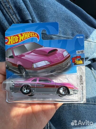 Hot Wheels Matt and Debbie Hay's Thunderbird