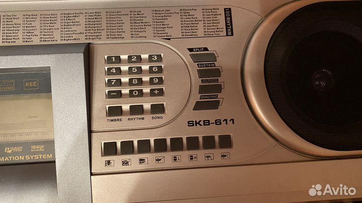Синтезатор Supra SKB-611