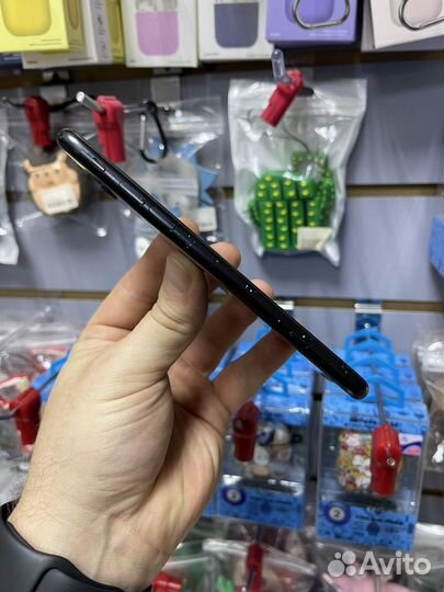 iPhone SE (2020), 64 ГБ