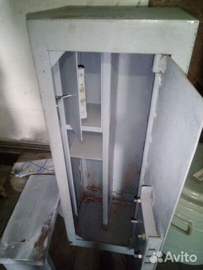 Оружейный сейф на 2 ствола