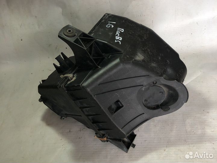 Корпус воздушного фильтра VAG 058 133 837 E