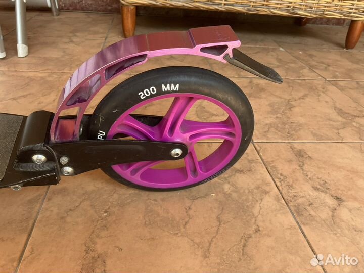 Самокат Roches 200