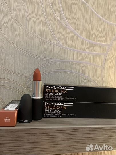 Консилер,помада Mac