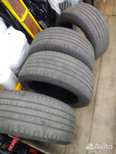 Goodyear EfficientGrip 235/55 R17 99H