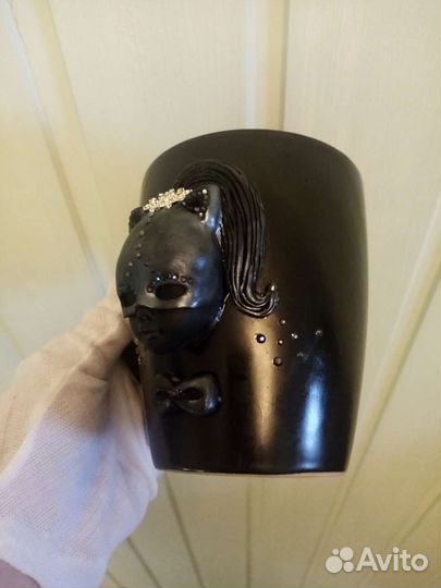 Кружка с декором из полимерной глины