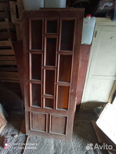 Двери входная и межкомнатная