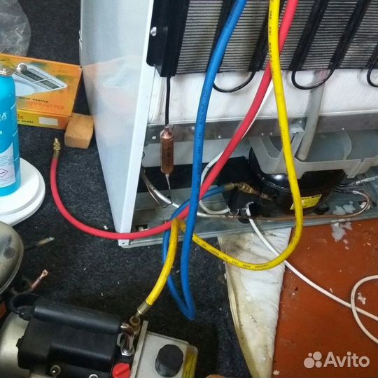 Ремонт холодильников