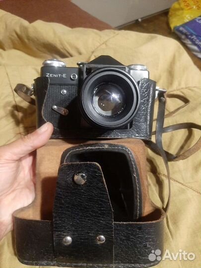 Плёночный фотоаппарат Зенит Е