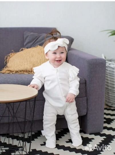 Комплект на выписку для девочки