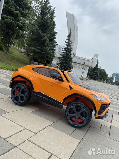 Детский электромобиль urus 4wd