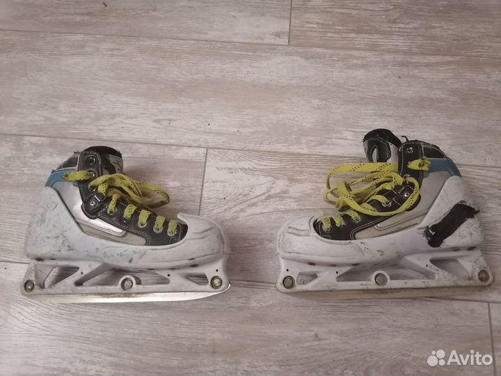 Вратарские коньки CCM Vector, размер евро 36,5