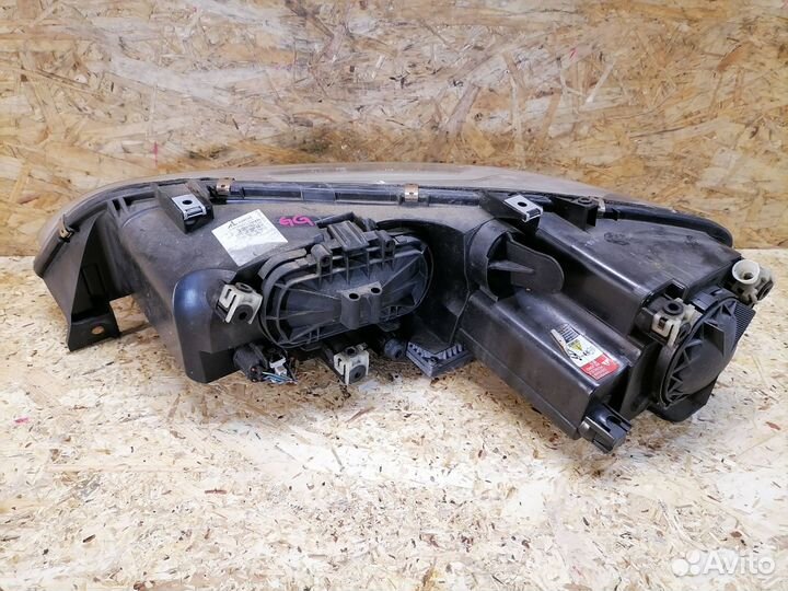 Фара правая ксенон Mazda 6 GG