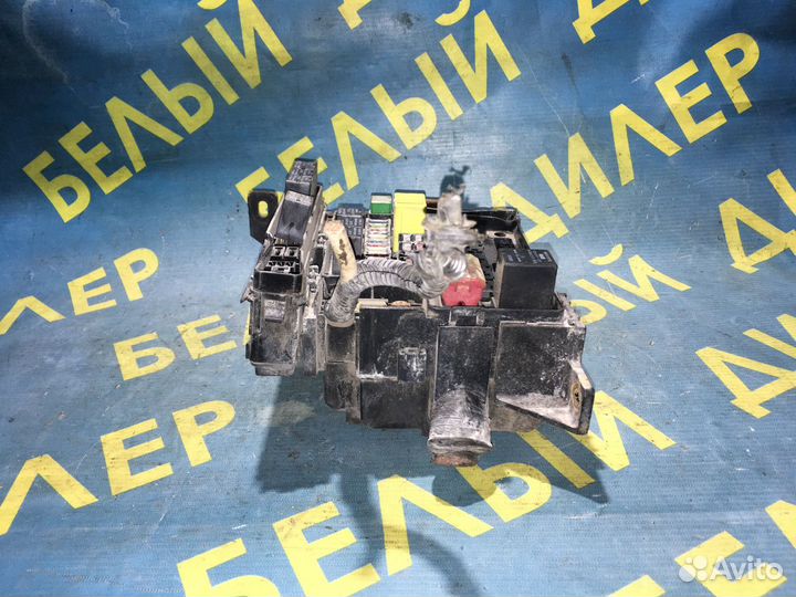 Блок предохранителей Mitsubishi Outlander CU