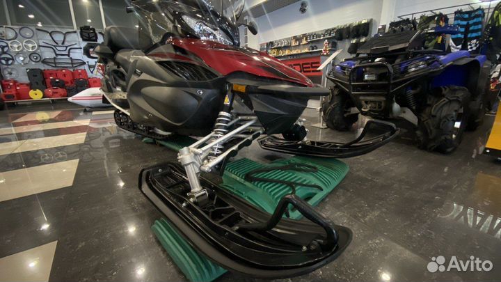 Снегоход Yamaha RS Venture TF