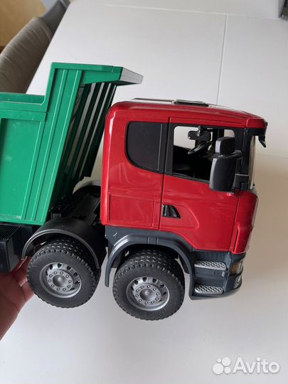 Модель самосвал bruder scania бу