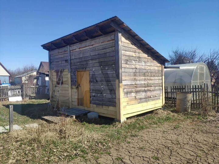Дом 35 м² на участке 6 сот.
