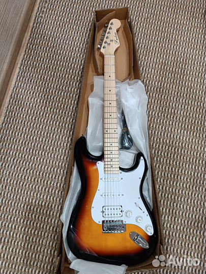 Новая электрогитара