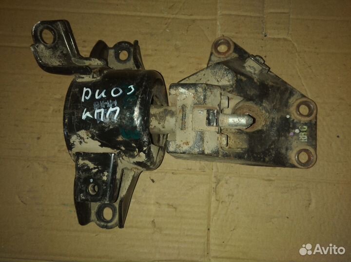 Подушка с кронштейном кпп Hyundai Solaris Kia Rio3