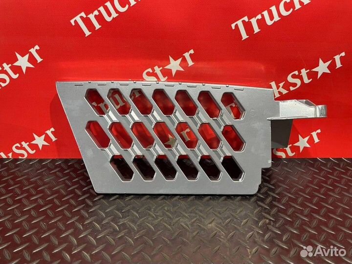 Ступенька подножки левой Volvo FH