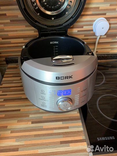 Bork U-800