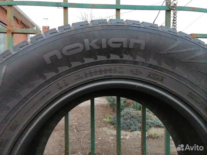 Nokian Tyres Hakkapeliitta R 245/70 R16 107R