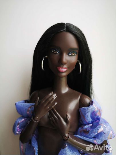 Barbie fashionistas 90 на шарнирном теле looks 10